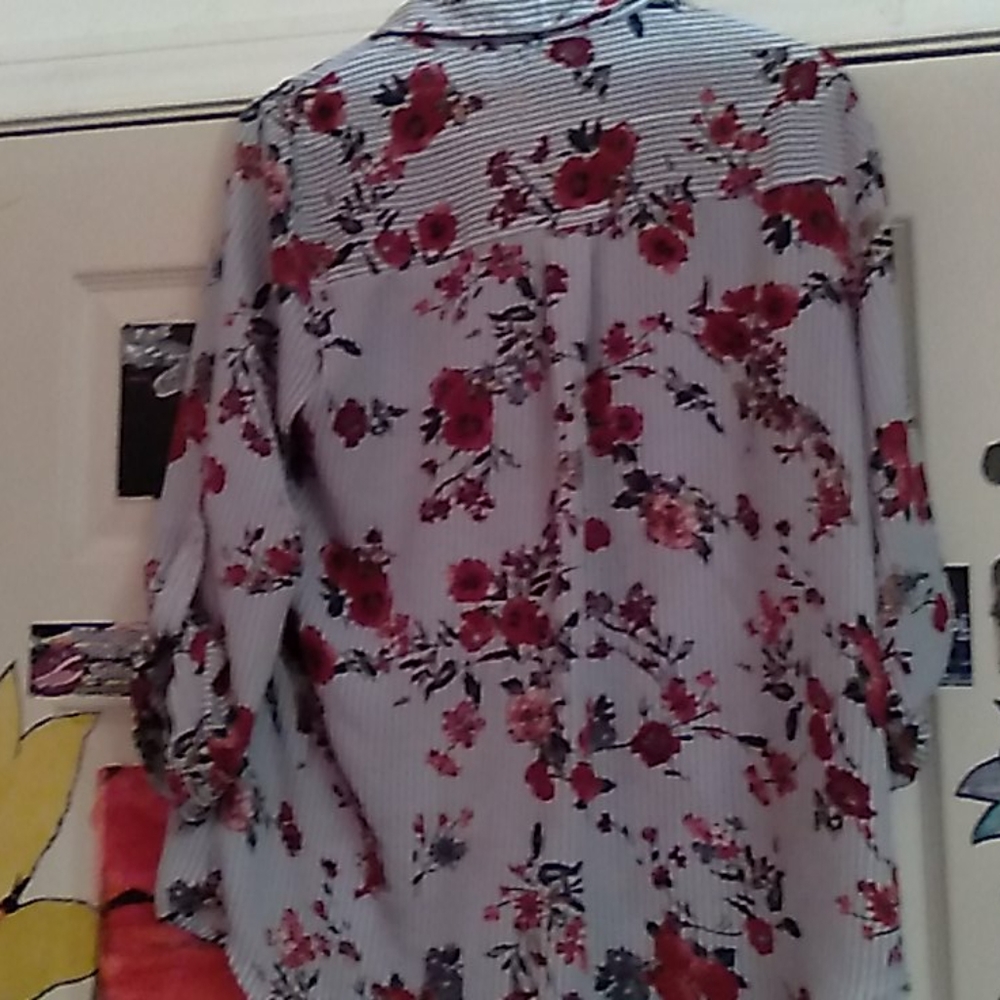 Rose's blouses - Picture 4 of 4